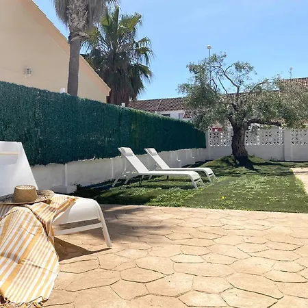 Entre2aigues Holiday home *